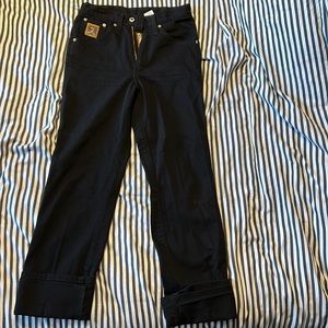 Vintage black gold label cinch jeans. 28x38